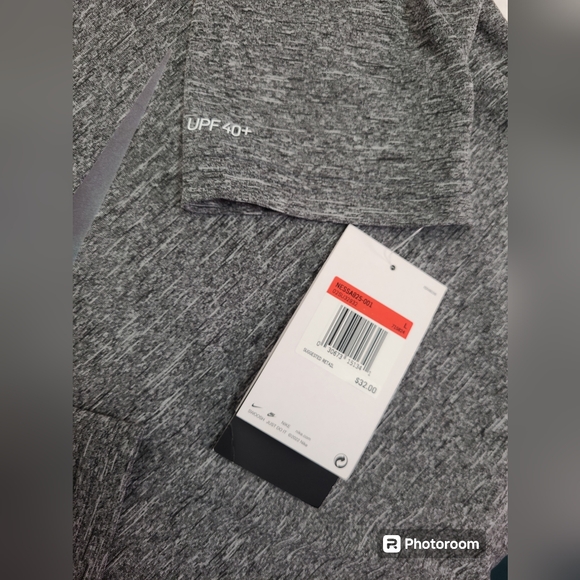 Nike Boys' Half Sleeve Hydro Rash Guard Heather Gray T-Shirt Size Large - Picture 7 of 12